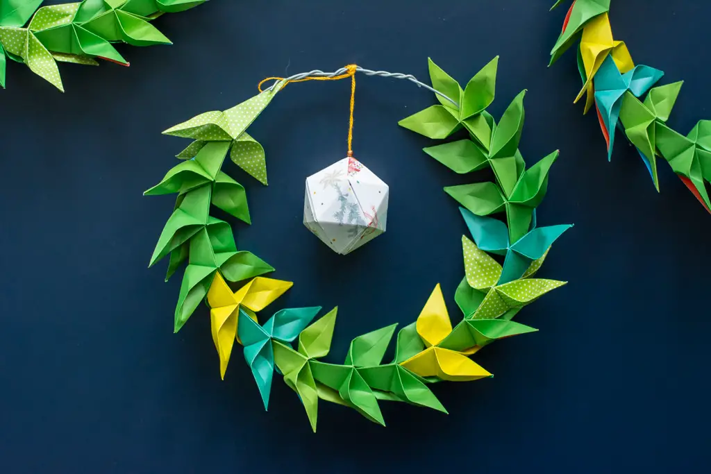 christmas origami wreath